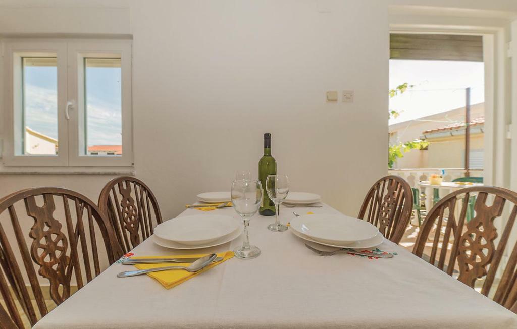 Apartmani Dokoza Vir Exteriör bild